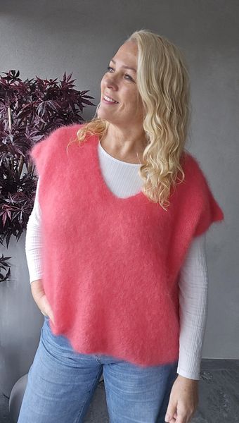 BJOERK Knitted V-Neck Vest ( 1224 ) – coral -