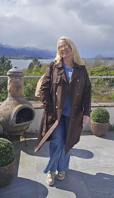Hovedbilde TRENCHCOAT - med tilbeh&oslash;r