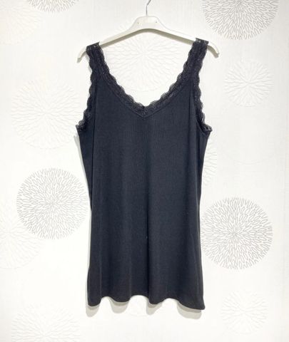 Hovedbilde NORA LACE SINGLET - black