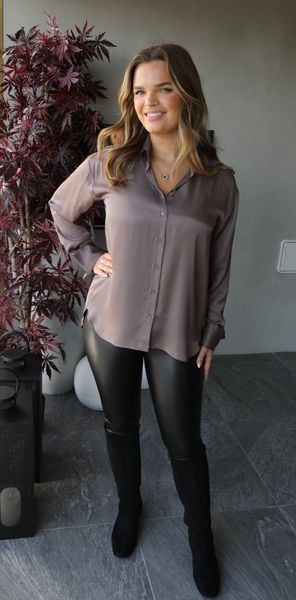 Pauline Shirt In Wear - Iron 