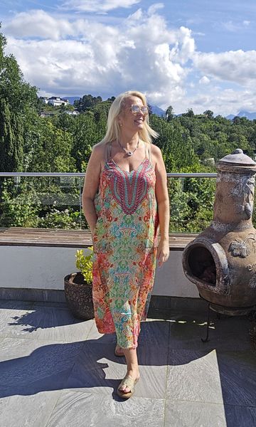 HOLIDAY DRESS - VALERY VAIN - Malibu , kun M, 1 stk L, 1 stk S
