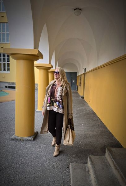 AUDREY TRENCH COAT (LANG) - beige 