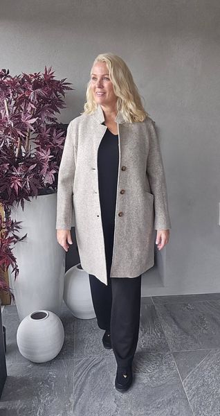 SCARLET WOOL COAT - black - ca.15 sept