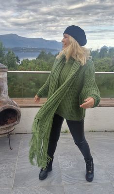 Hovedbilde ElunaTT Oversize Sweater - green twist