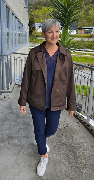 AUDREY SHORT TRENCH - brown 