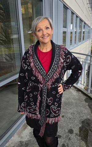Hovedbilde TUVA CARDIGAN ( lu2532-2021 ) - black w / ...