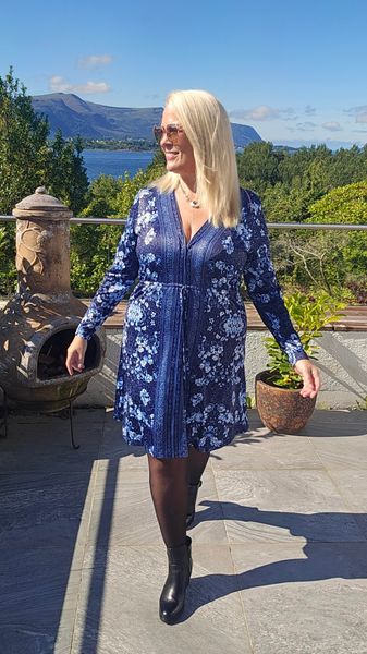Lauren Short Dress ( 100 cm ) - blue - ca.1 oktober levering