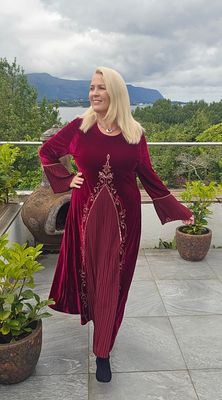 Hovedbilde ALVA VELVET DRESS - alle farger