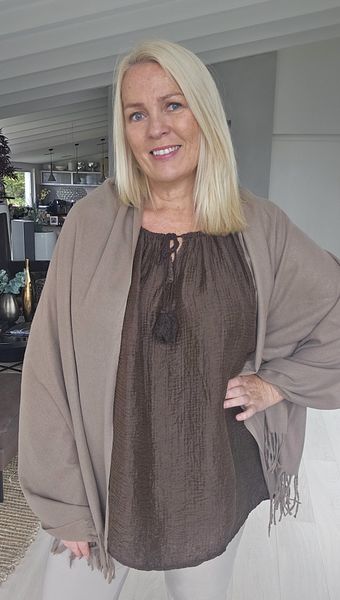 SOFT DRAPE SCARF -  kald brun