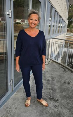 Hovedbilde ALINE PANTS - navy blue - levering ca. 15 april