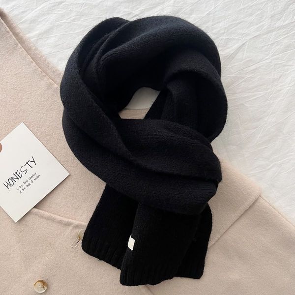 NELIA WOOL SCARF – 100 % ull - black