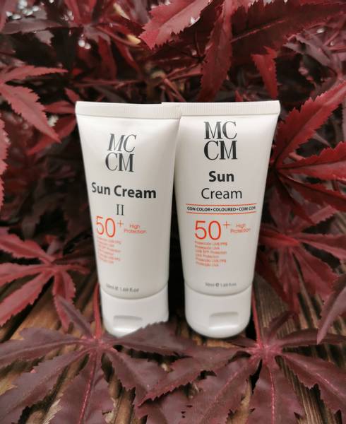Solkrem m LYS & MØRK BRUN FARGE og spf 50 - MCCM 2 PAKNING