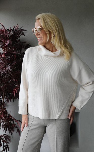 SHOP THE LOOK - Skinnjakke, genser, bukse
