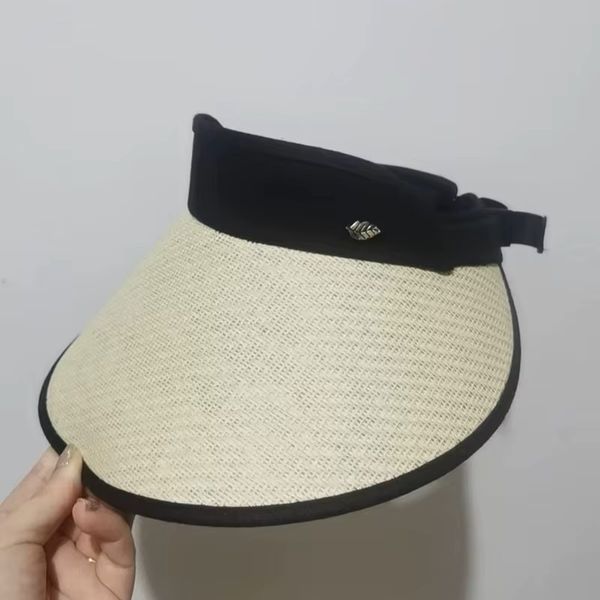 MALIBU SOLSKJERM&nbsp; - white w / black