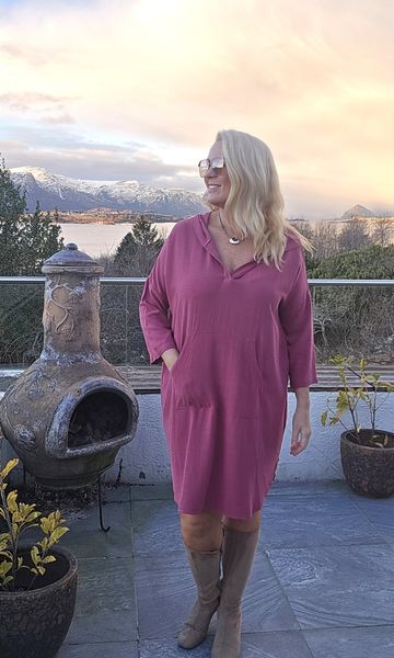 Jordan Hood Dress - camelia rose
