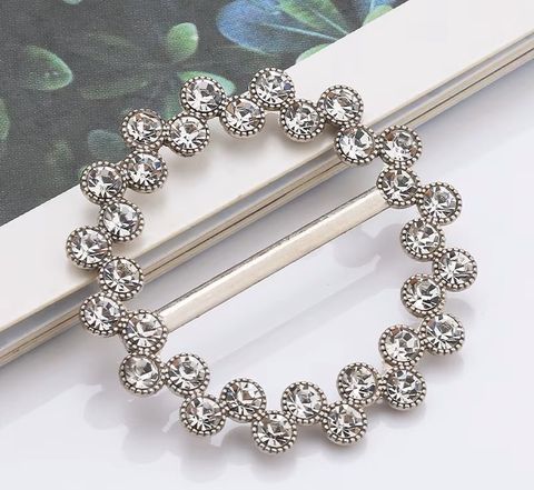 Hovedbilde SKJERFRING MED RHINESTONES - hvit/sølv