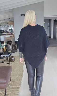 Hovedbilde KC Olina Poncho &#8211; Kaffe Curve - black