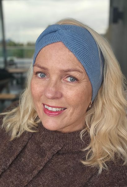 ESSENZA YLVI HEADBAND ( 100 % cashmere ) - sky blue