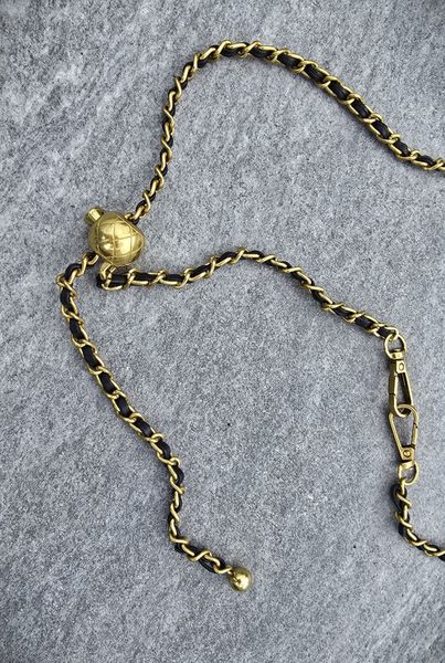 KJEDE til mobil, veske , som belte - SORT-GULL ( m&oslash;rkere )