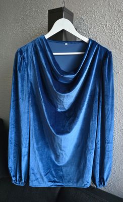 Hovedbilde Velvet Drape Blouse - Sapphire Blue
