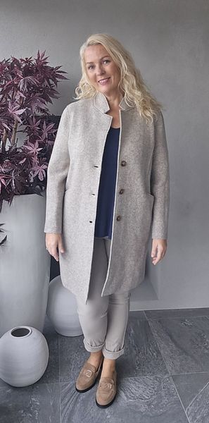 SCARLET WOOL COAT - sand melange - ca.15 sept