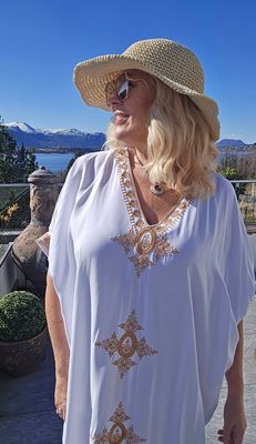 Hovedbilde THALASSA KAFTAN – WHITE & GOLD 
