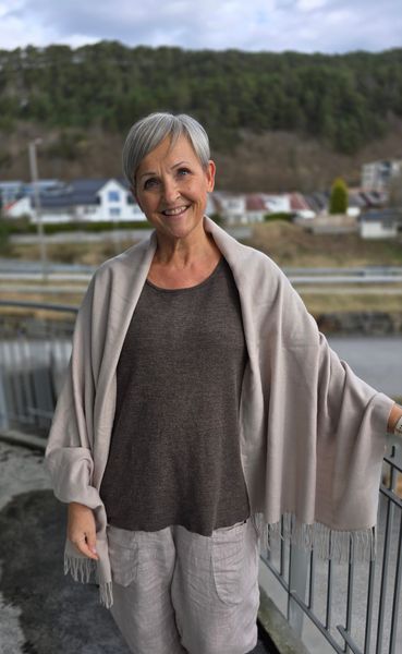 Rosalie Scarf – Light Taupe