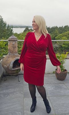 Hovedbilde SERAFINA SHORT DRESS – Red Velvet - ca.25 ...